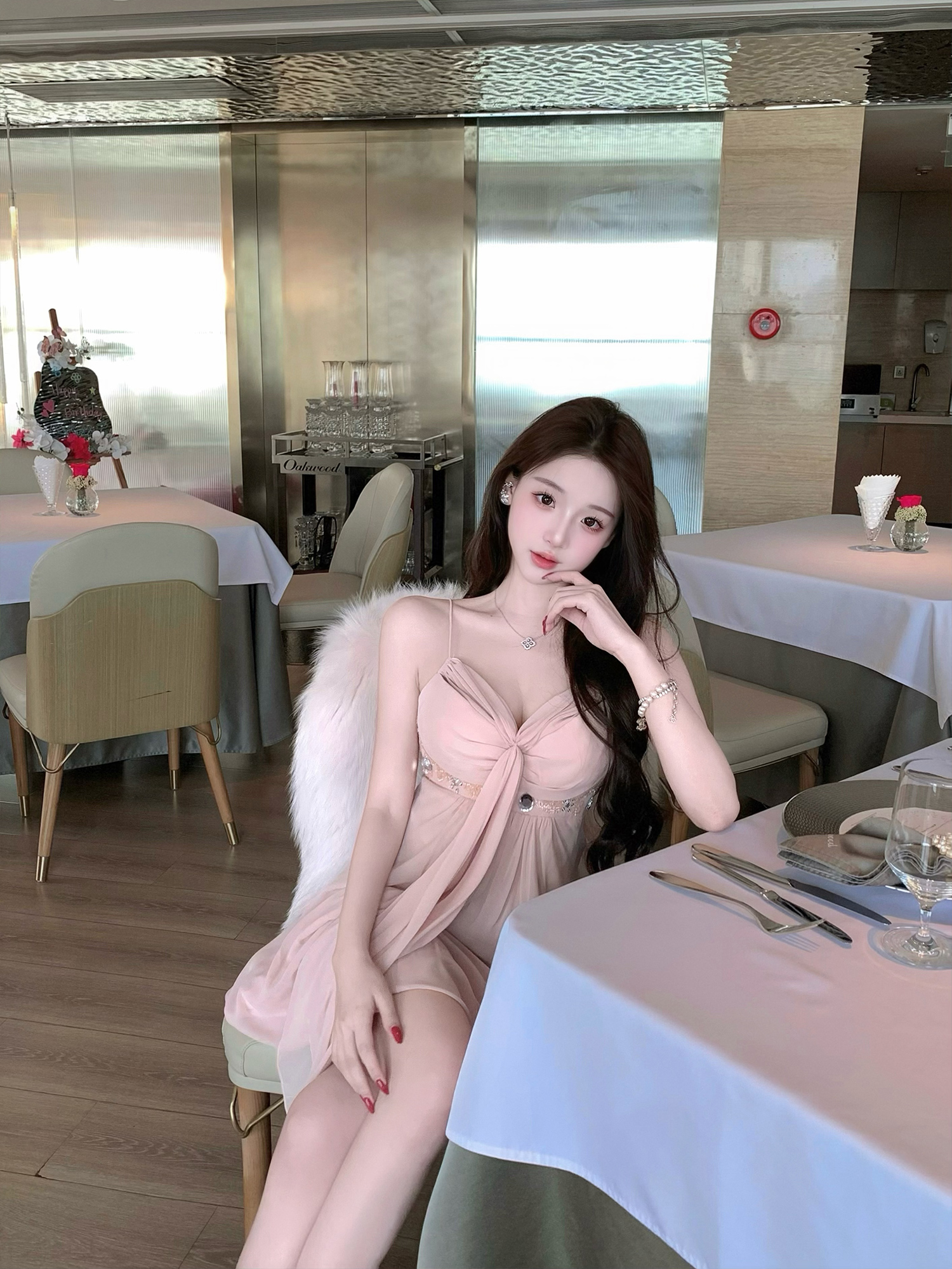 25040816