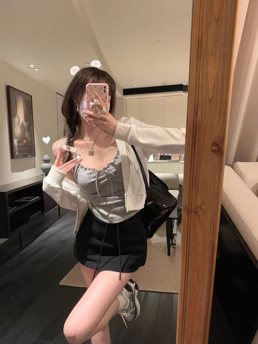 25042902