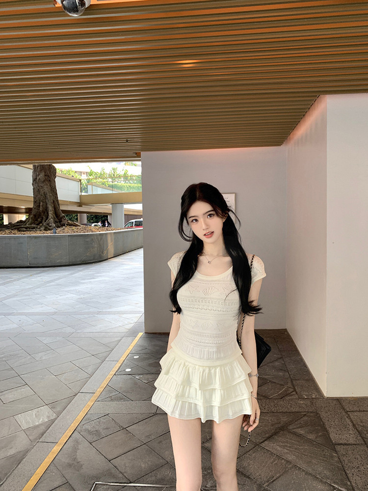 25050204