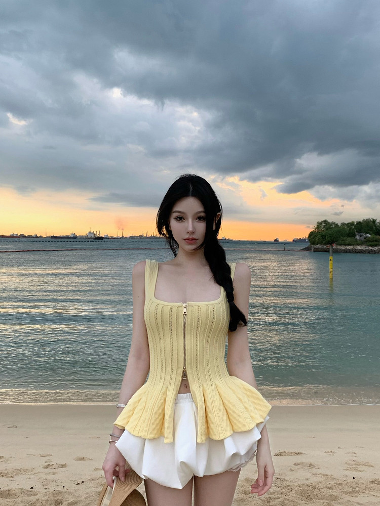 25050203