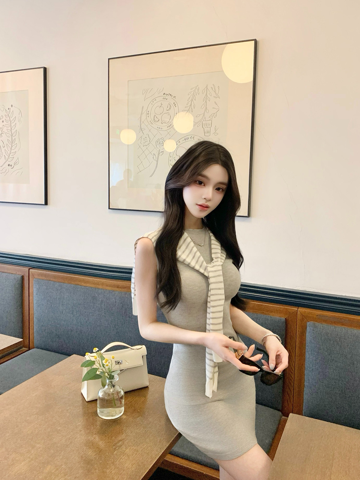 25050217
