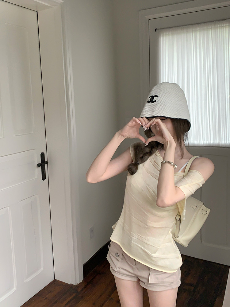 25050517