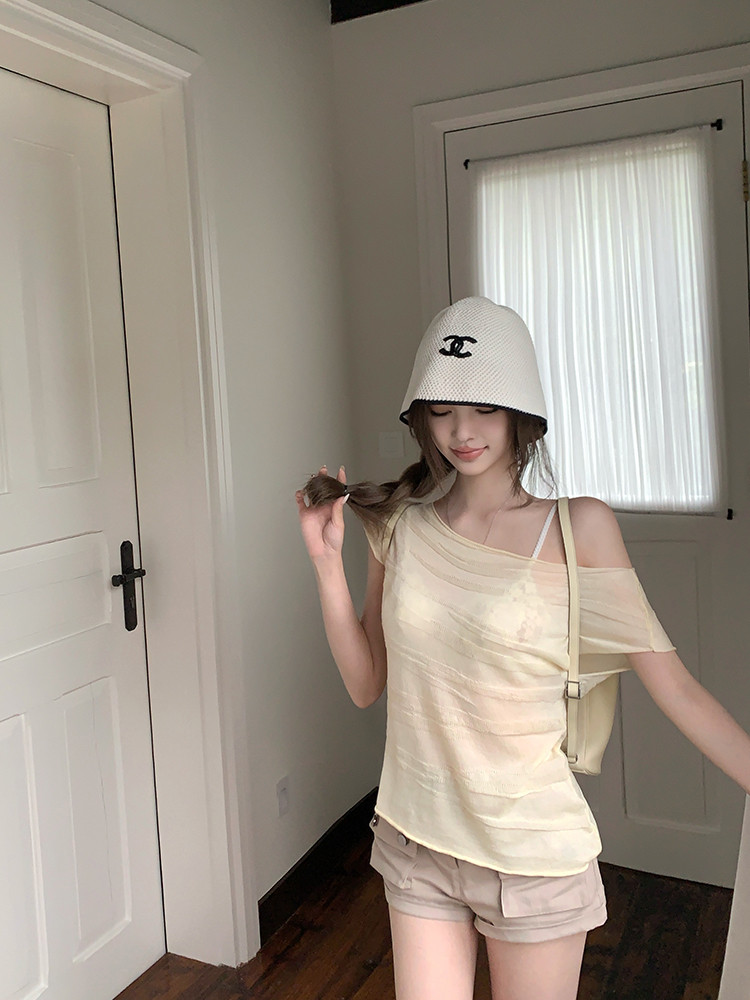 25050517