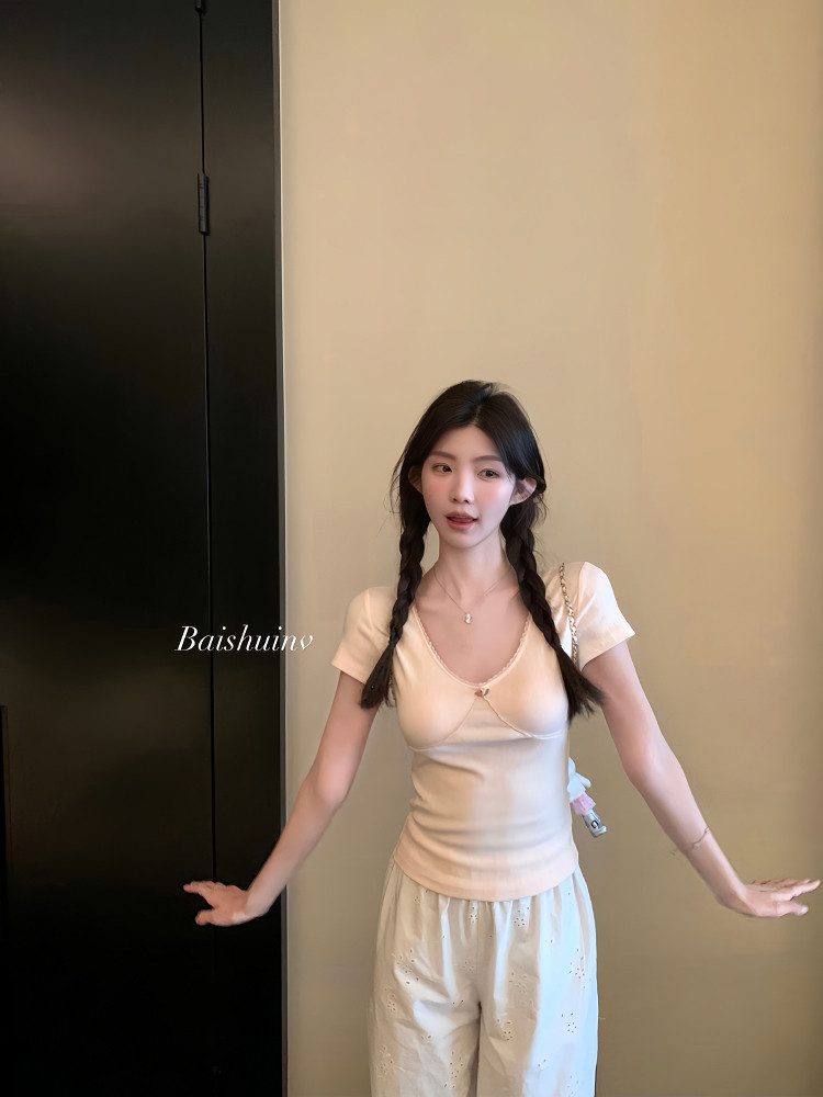 25050810