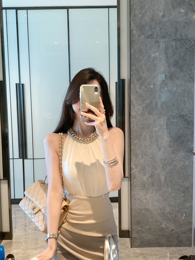 25051104