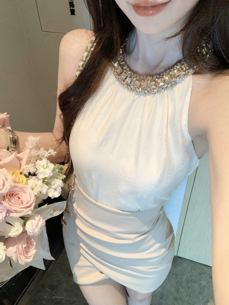 25051104