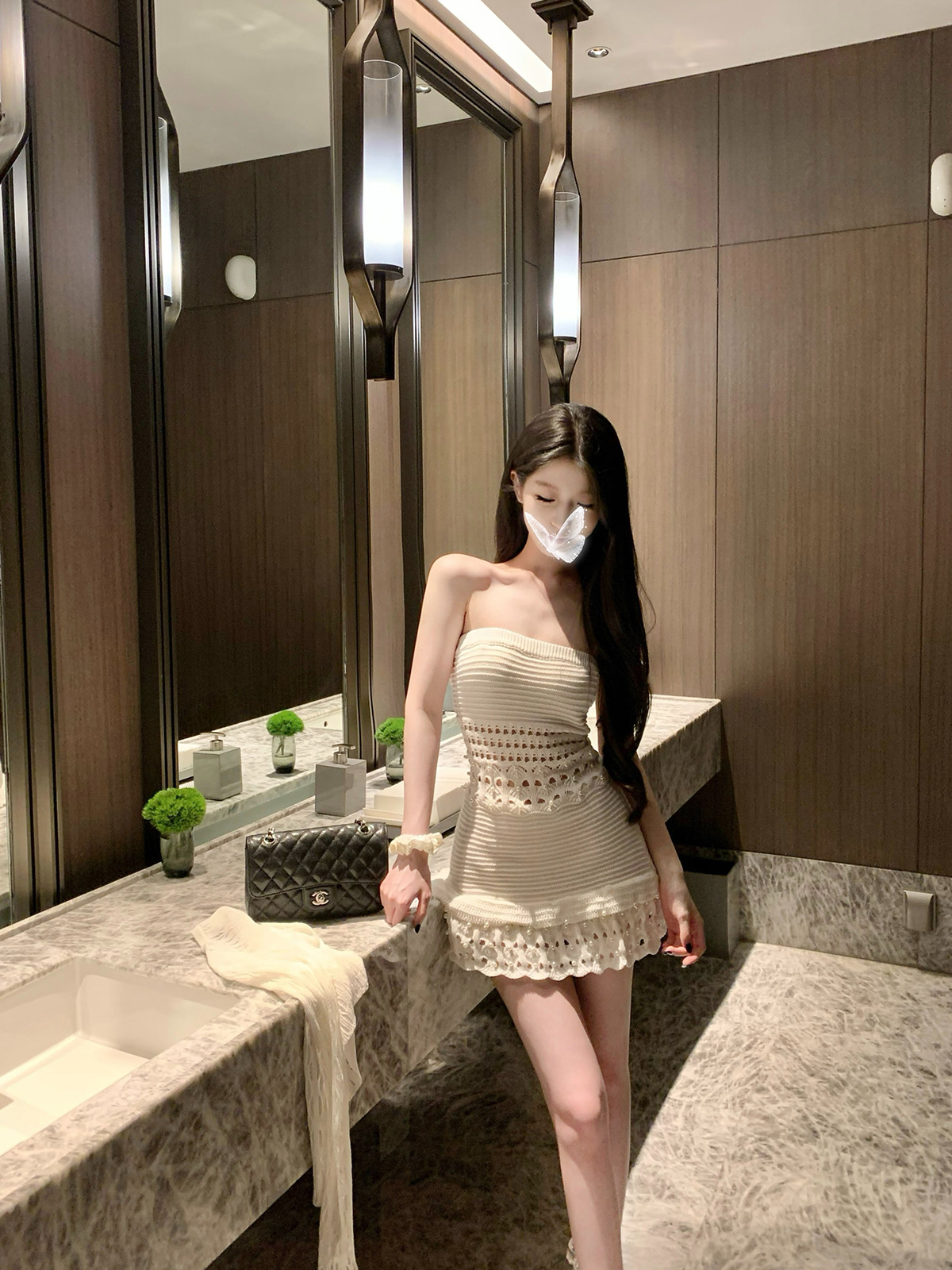 25051503