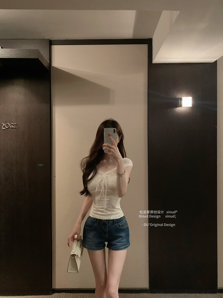 25051930
