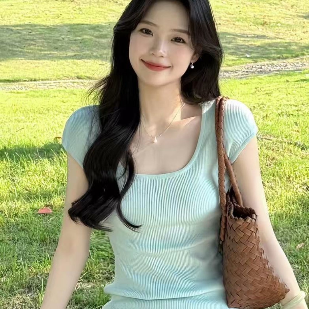 25052711