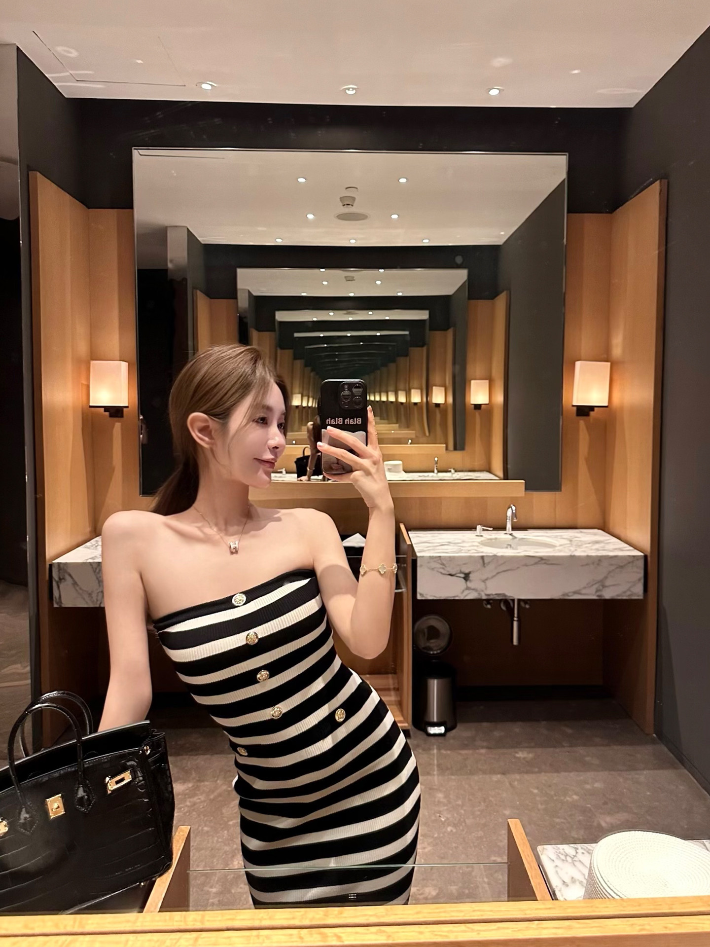 25060602