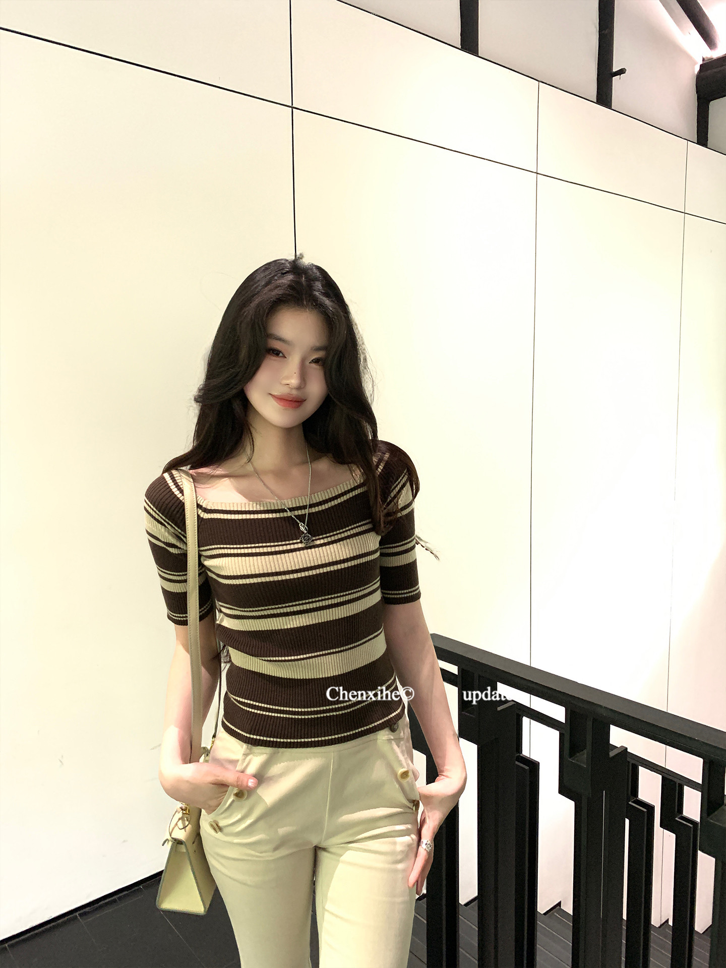 25061001