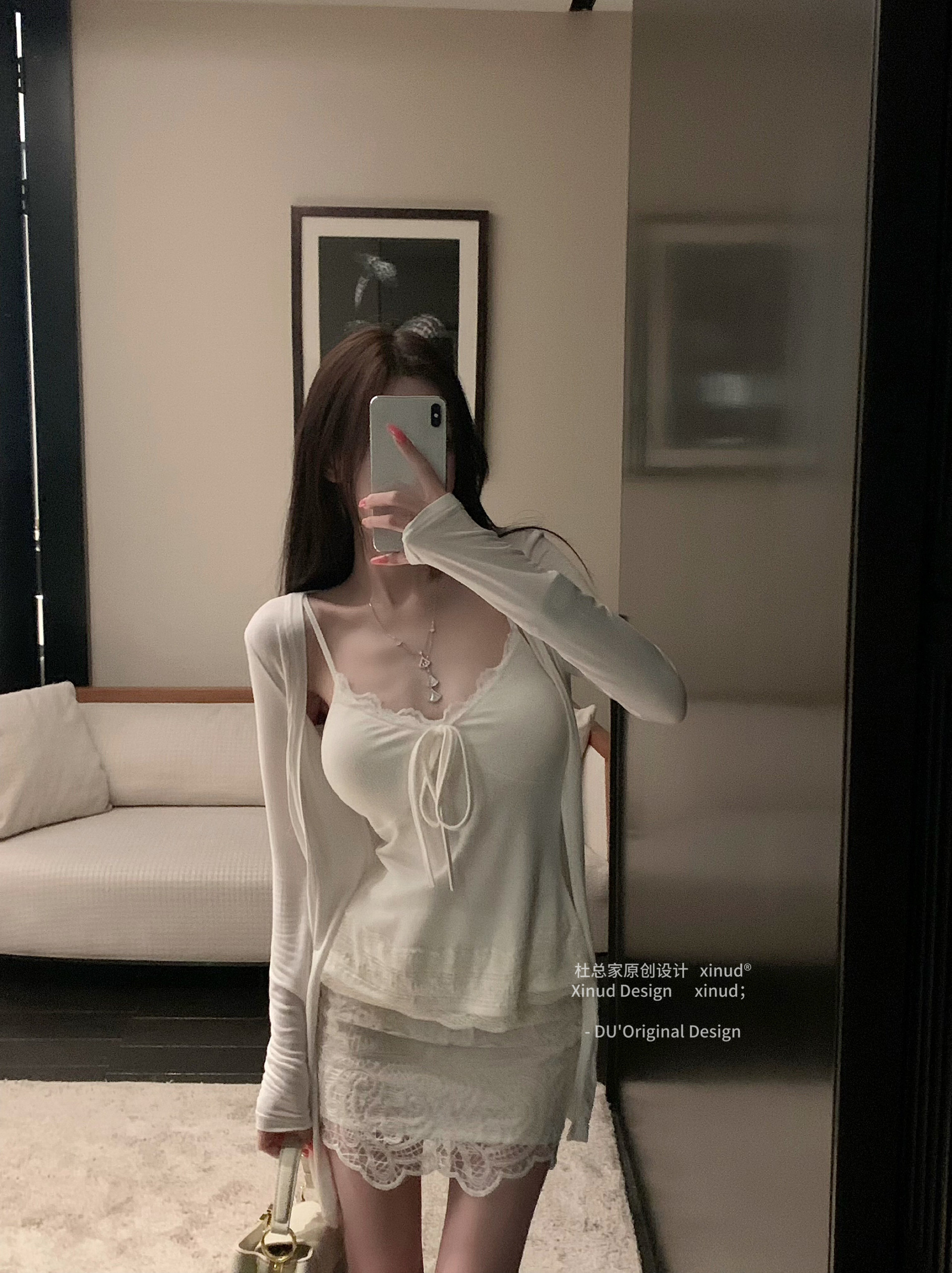 25061801