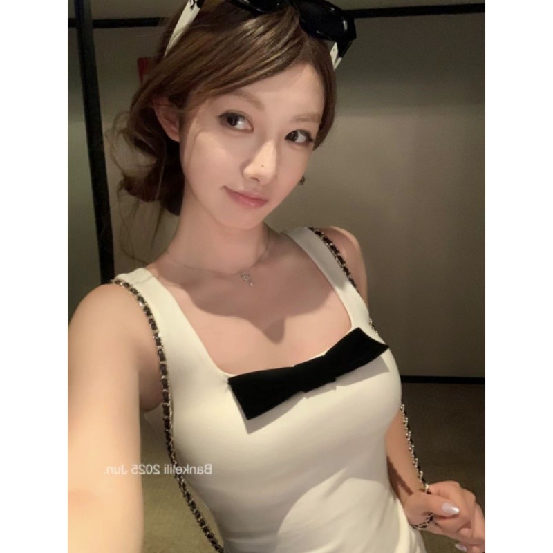 25062737