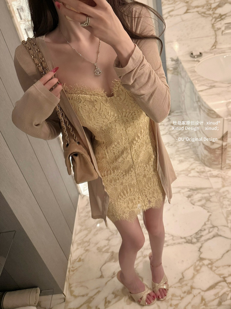 25062703