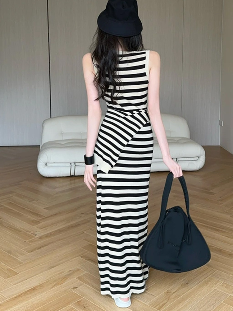 25062719
