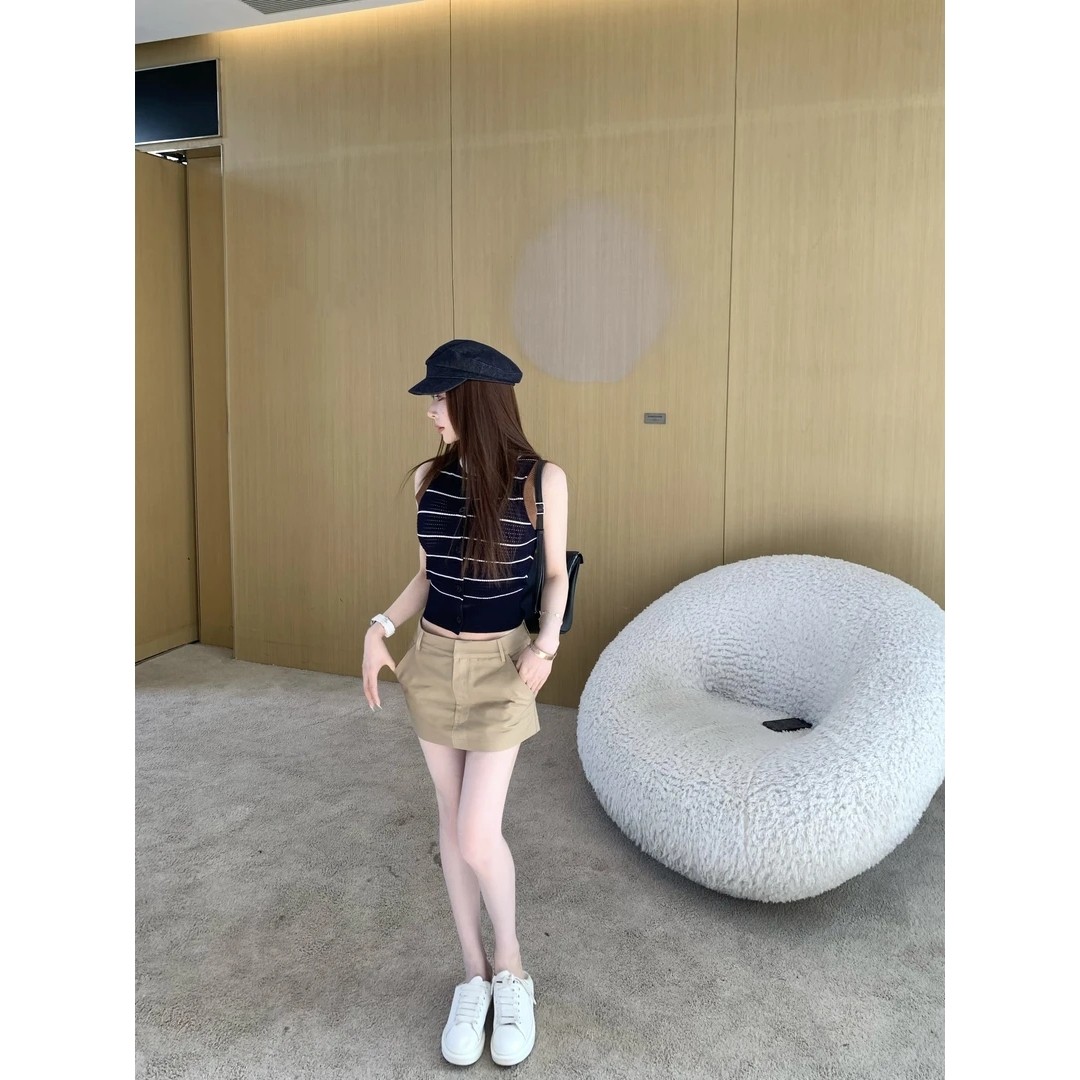 25070703