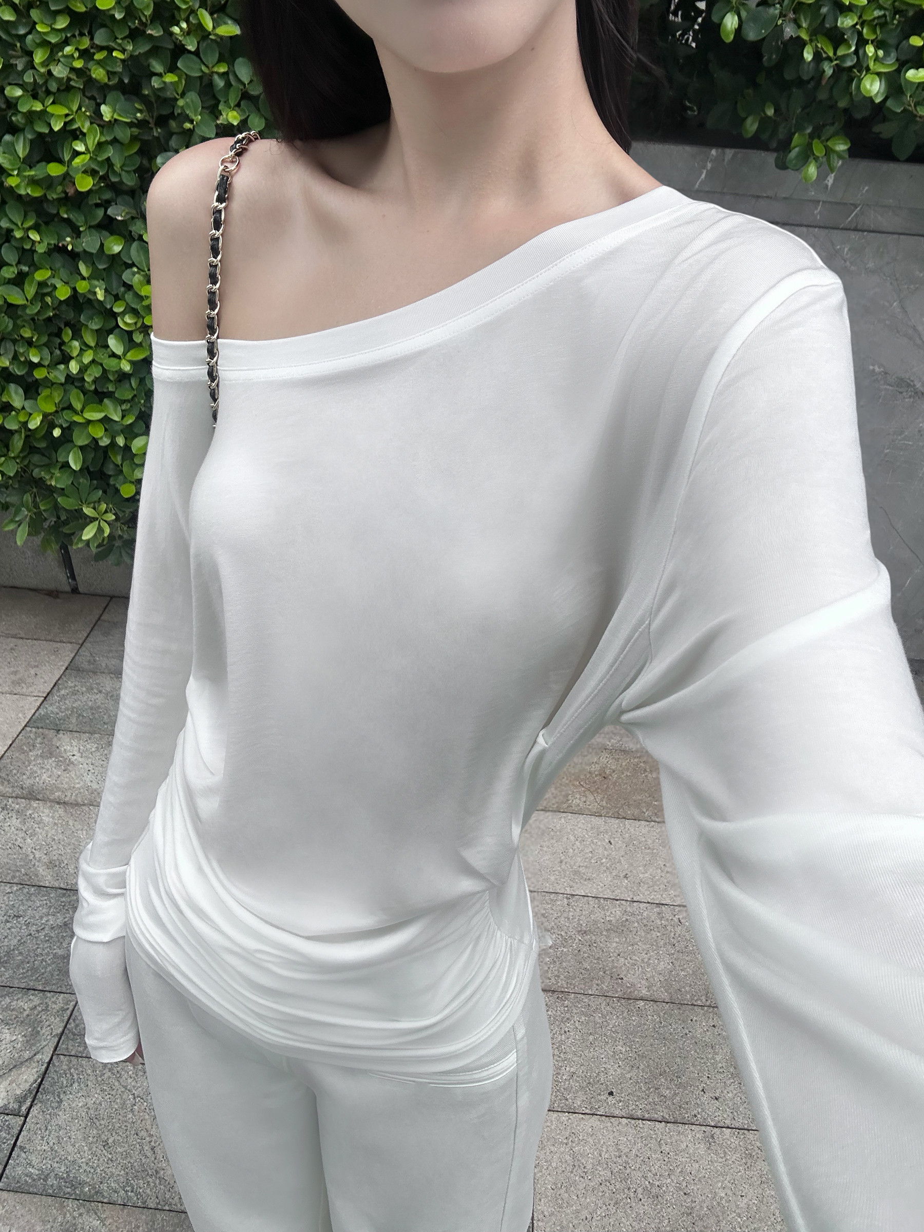 25071513