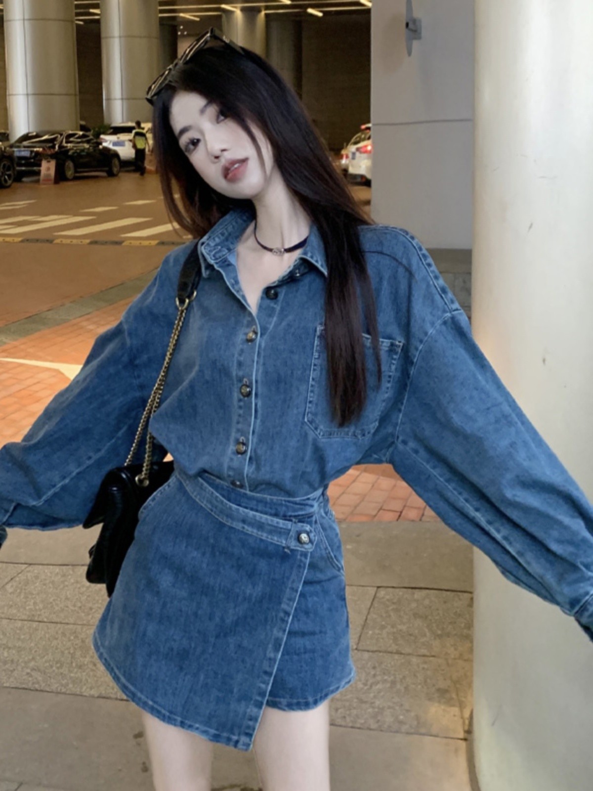 25091612
